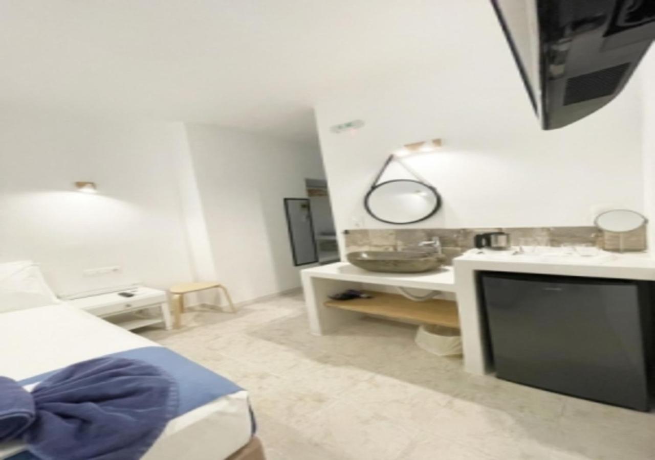 Glaros Hotel إيوس خورا المظهر الخارجي الصورة